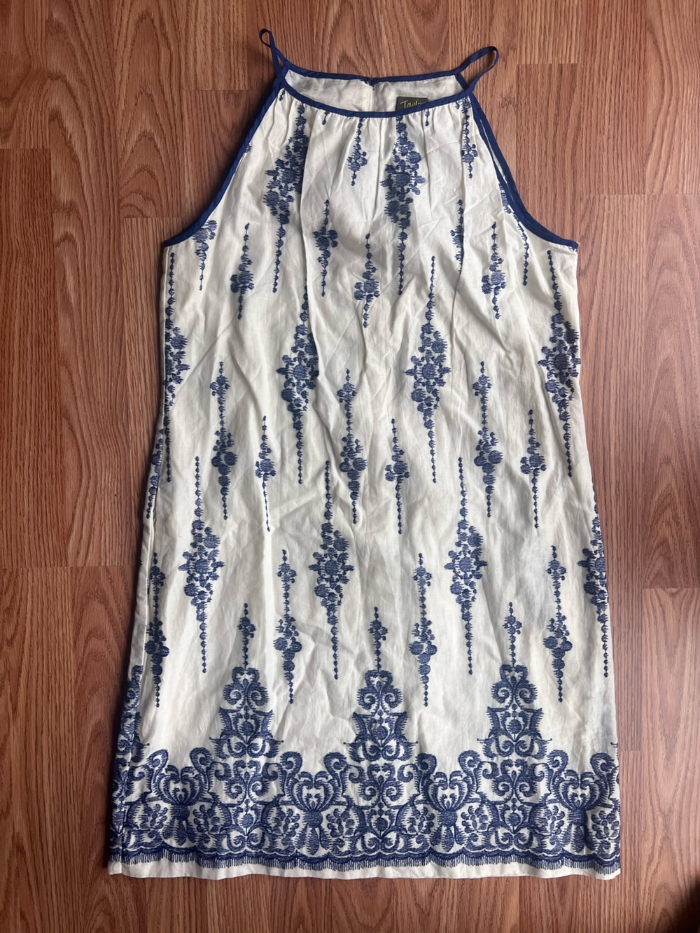 Taylor White and Blue Embroidery Dress - Size 6